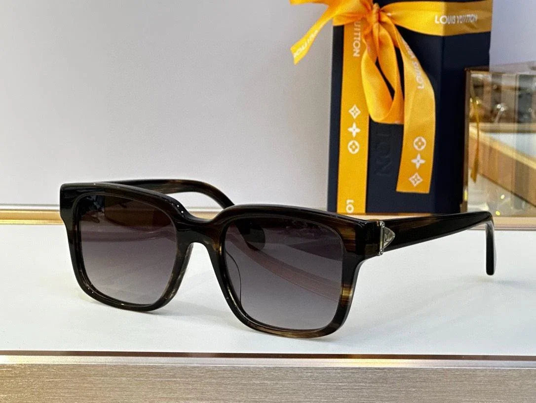 Louis Vuitton Z1785W Glide Square Sunglasses  ✨