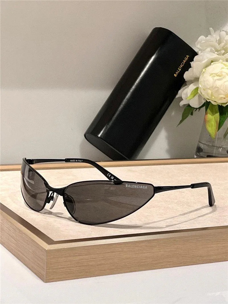BALENCIAGA RAZOR CAT EYE BB0315 XL Black-Silver Sunglasses🏳️