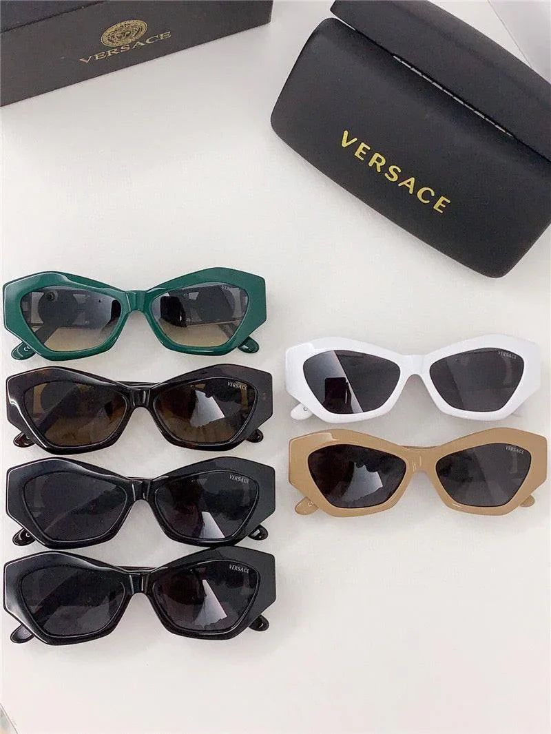 Ultra RaRe VINTAGE VERSACE SUNGLASSES MOD.421/B   ✨