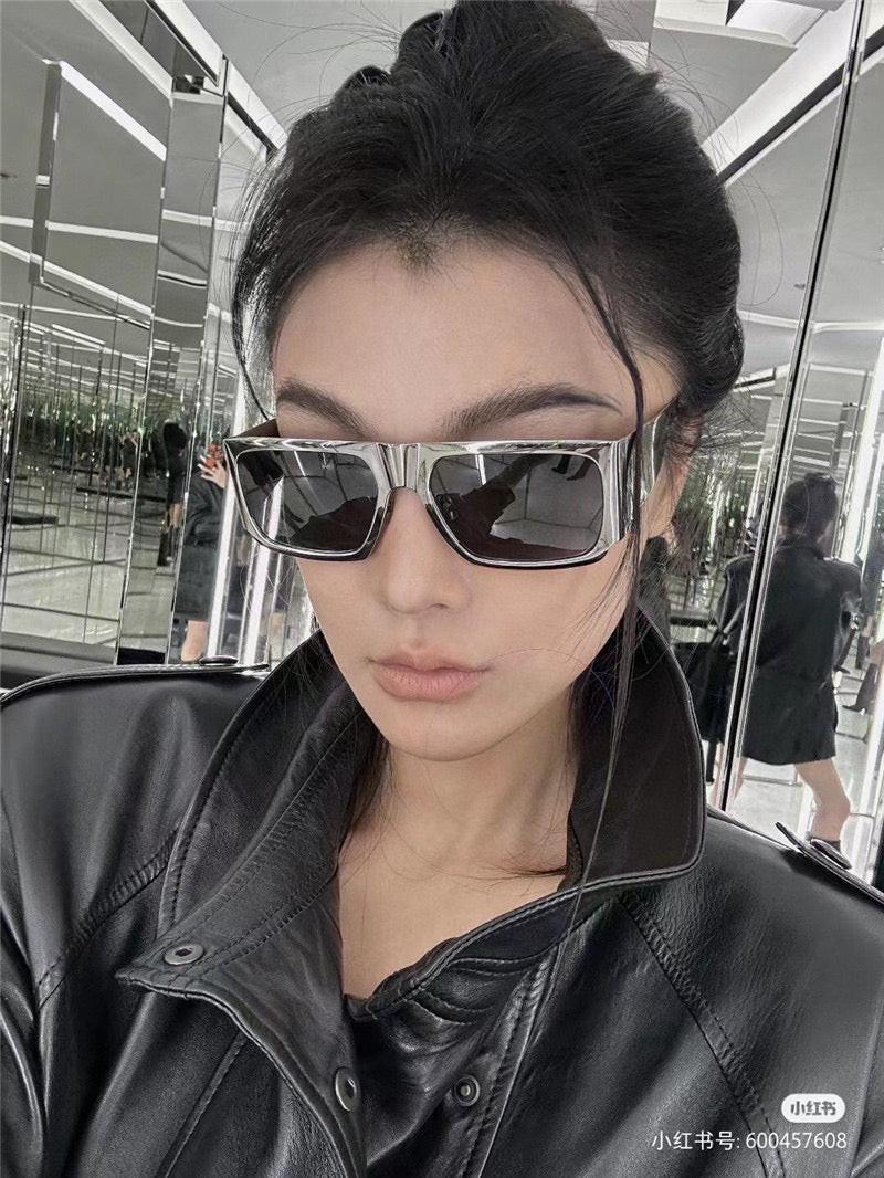 YSL 2024 SAINT LAURENT SL 635 flat-top Sunglasses $800 ✨