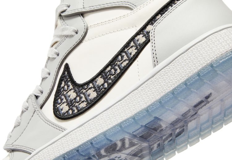 Dior x Air Jordan 1 High OG ‘White Wolf  Grey’