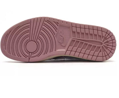 Travis Scott x Air Jordan 1 Low OG “Dark Pony/Pink Oxford“