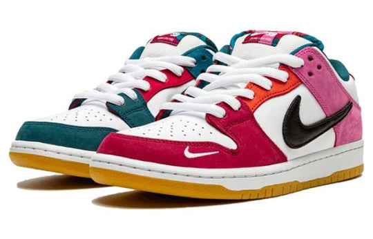 Nike SB Dunk Low Pro x Parra ‘Friends &amp; Family’