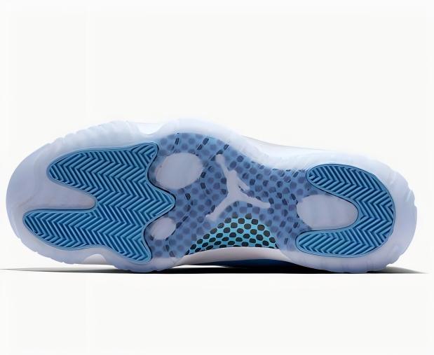 Nike Air Jordan 11 Retro Low ‘UNC University Blue’ (2026)