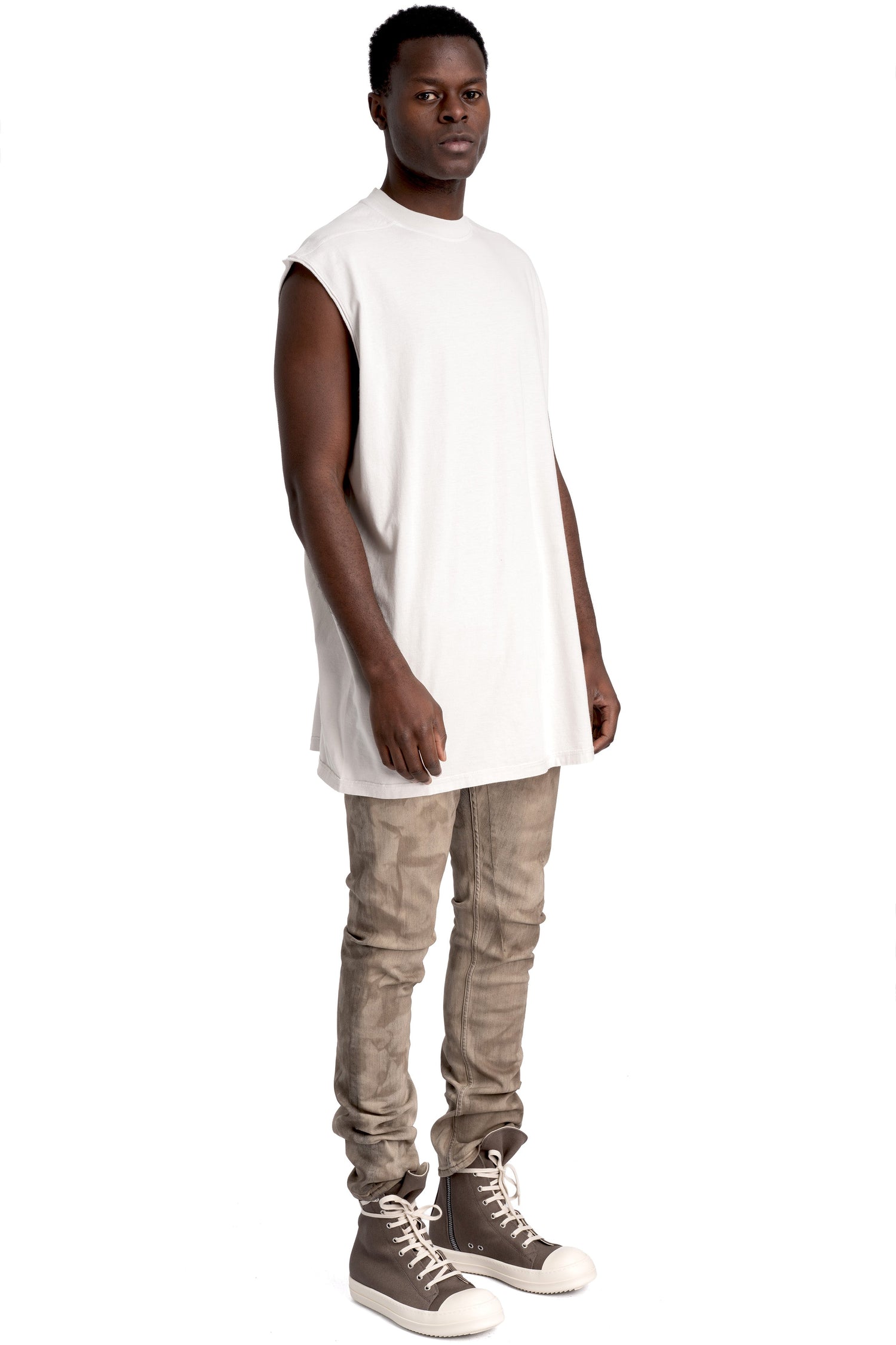 Tarp tee, RN / Milk Wash