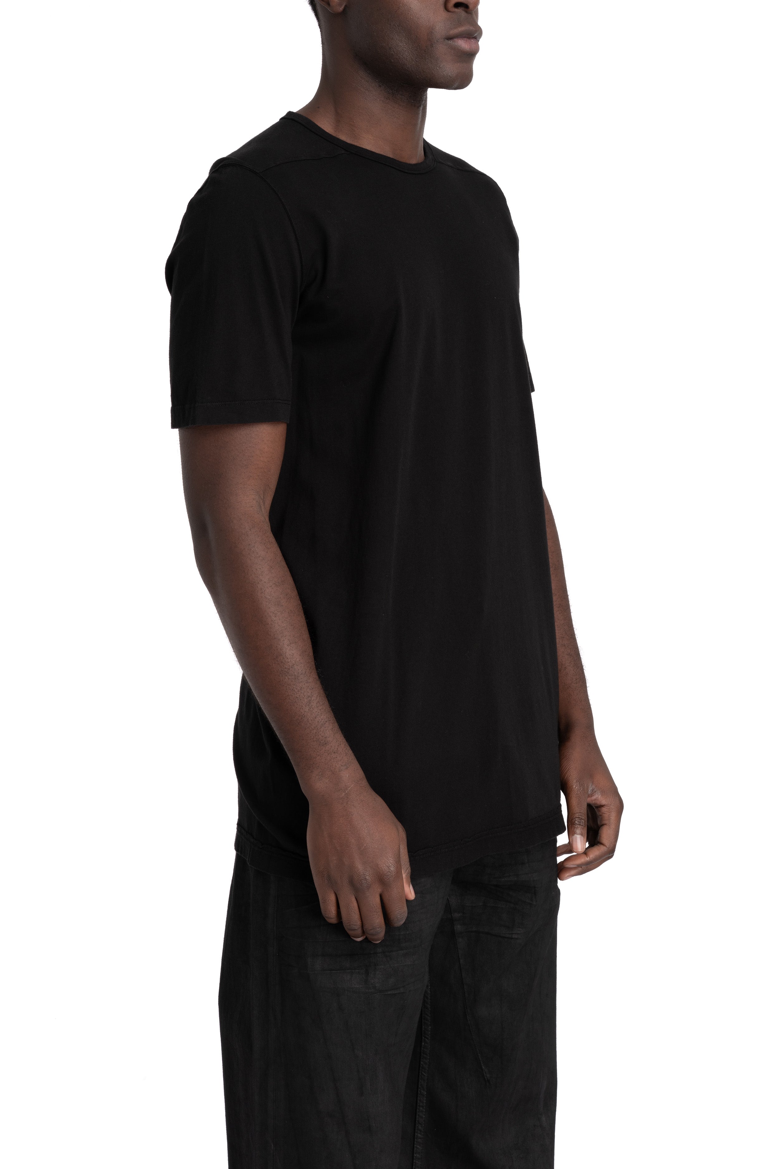 Level tee, RNP / Black