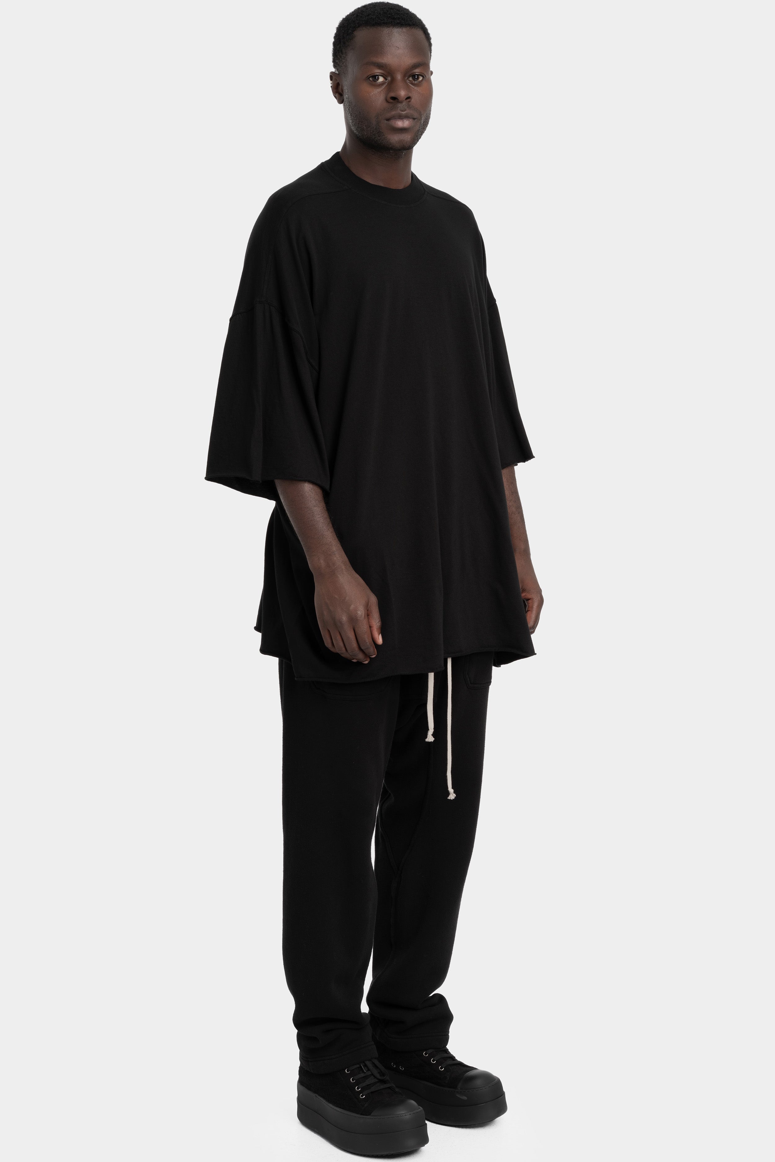 Tommy Oversized T-Shirt, Black RN