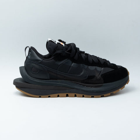 Nike Vaporwaffle sacai Black Gum