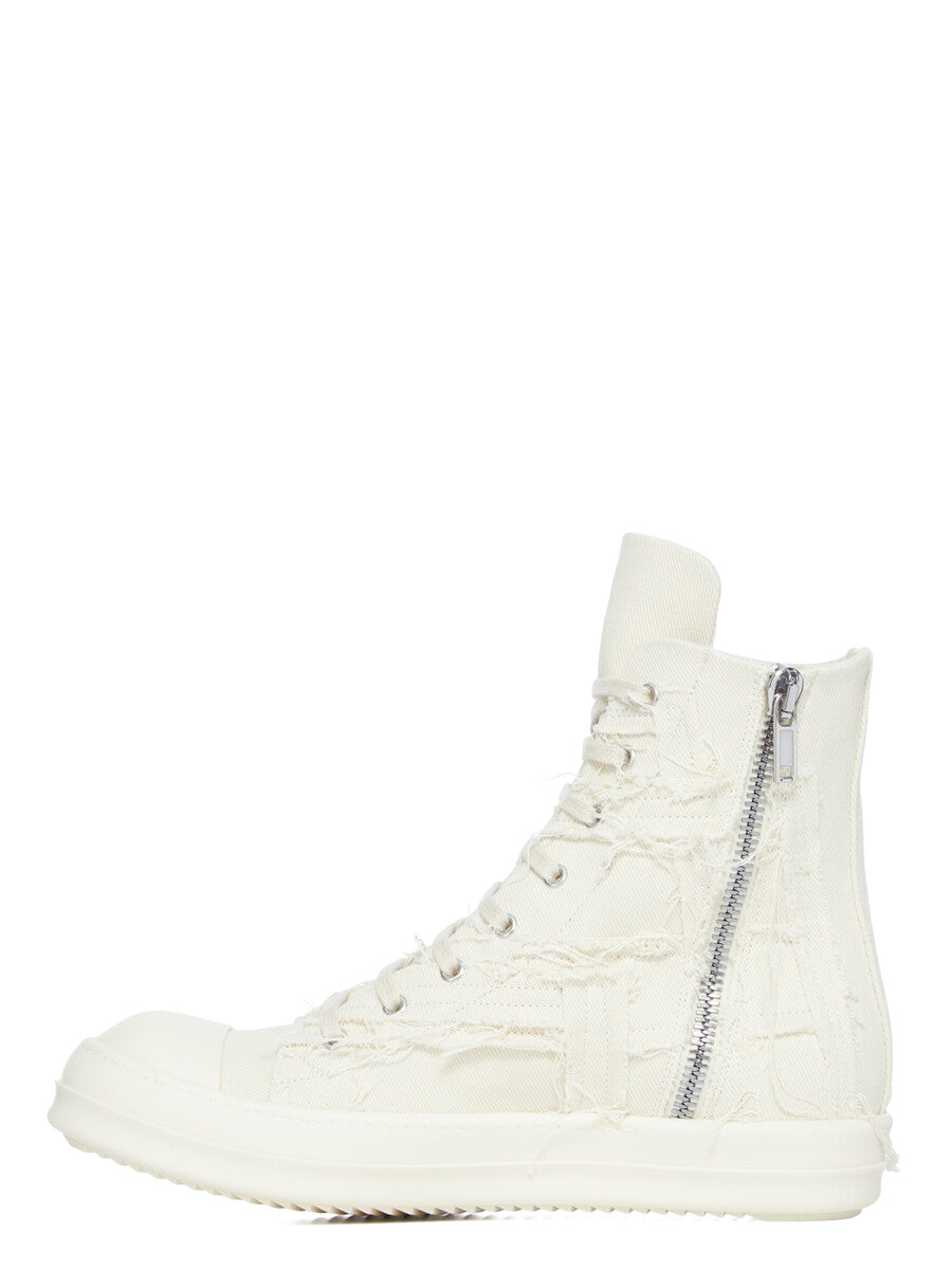 DU01F4800_SLASH_1111 | SNEAKS