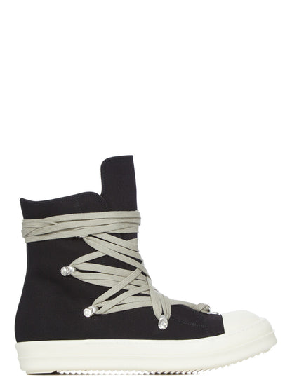 DU01F4809_DOW1_911 | MEGALACE® SNEAKS