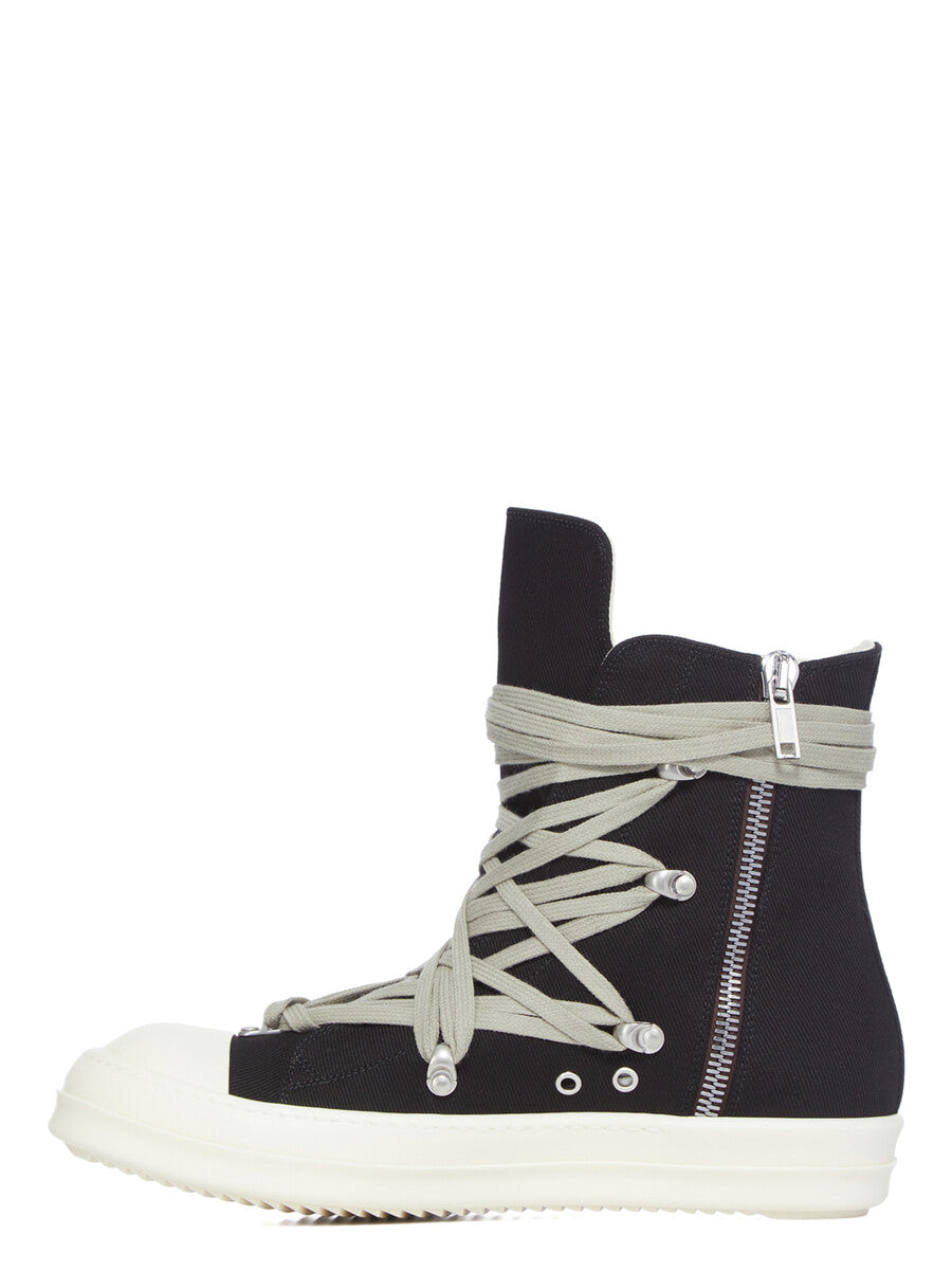 DU01F4809_DOW1_911 | MEGALACE® SNEAKS