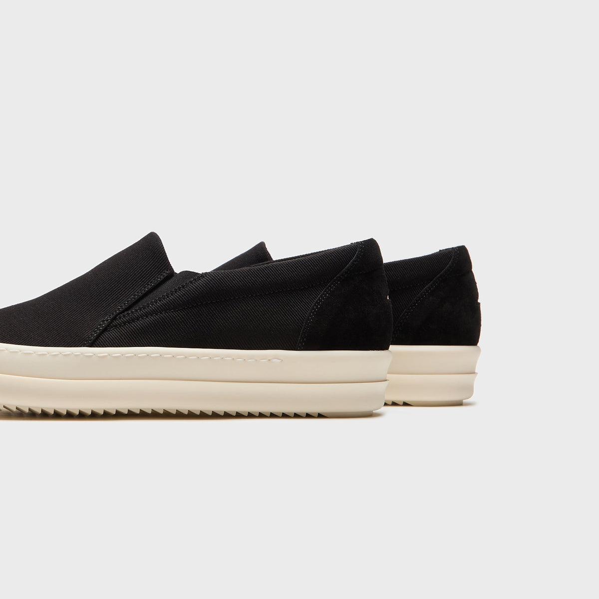 Rick Owens Temple Penta Boat Sneaks – Black / Milk
