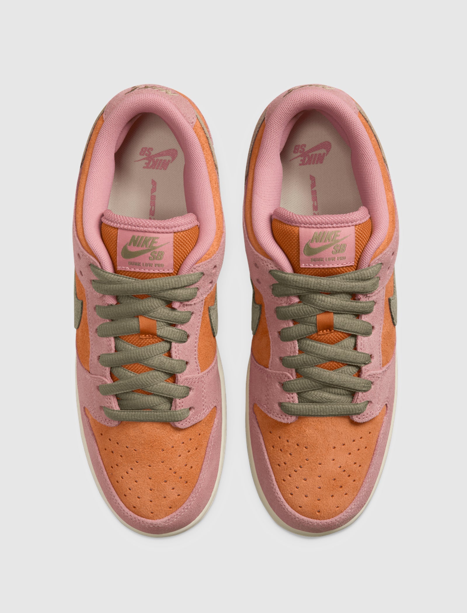 DUNK LOW PRO SB "RED STARDUST"