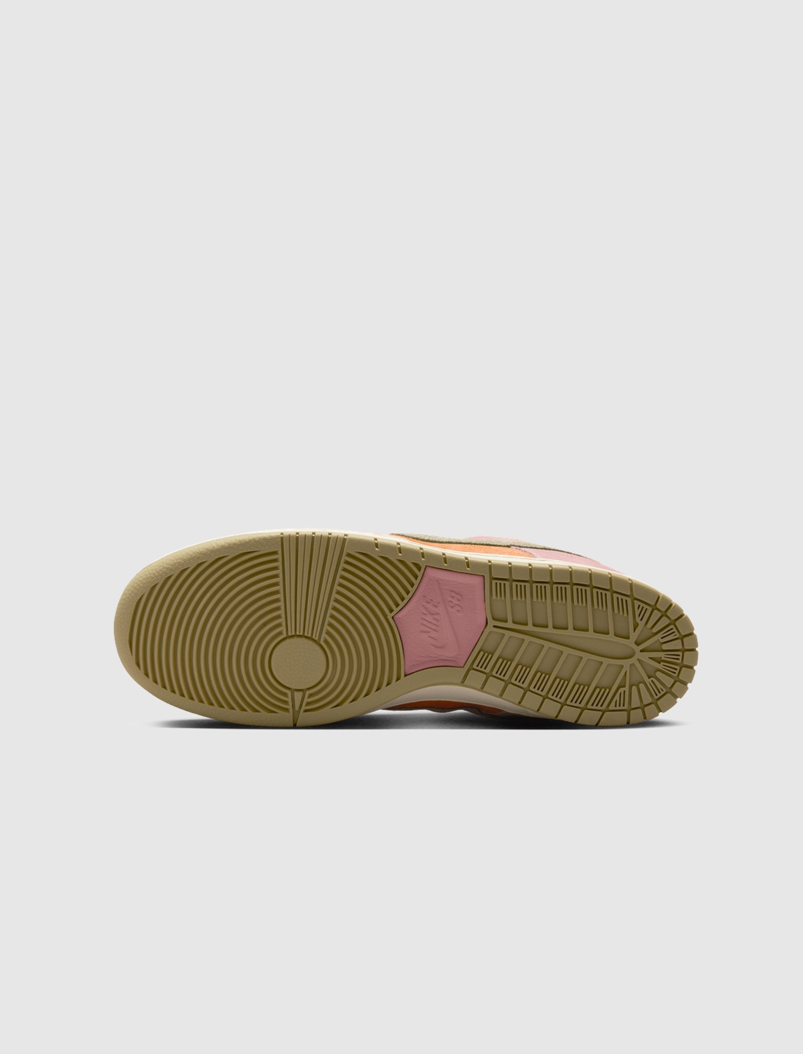 DUNK LOW PRO SB "RED STARDUST"
