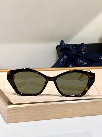 Christian Dior MISSDIOR S1U Butterfly Sunglasses ✨