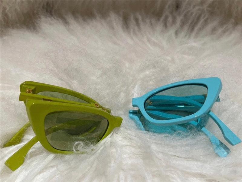 FENDI Foldable acetate sunglasses FD40089✨