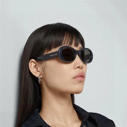 Gucci Oval Round Frame GG1587S Women&