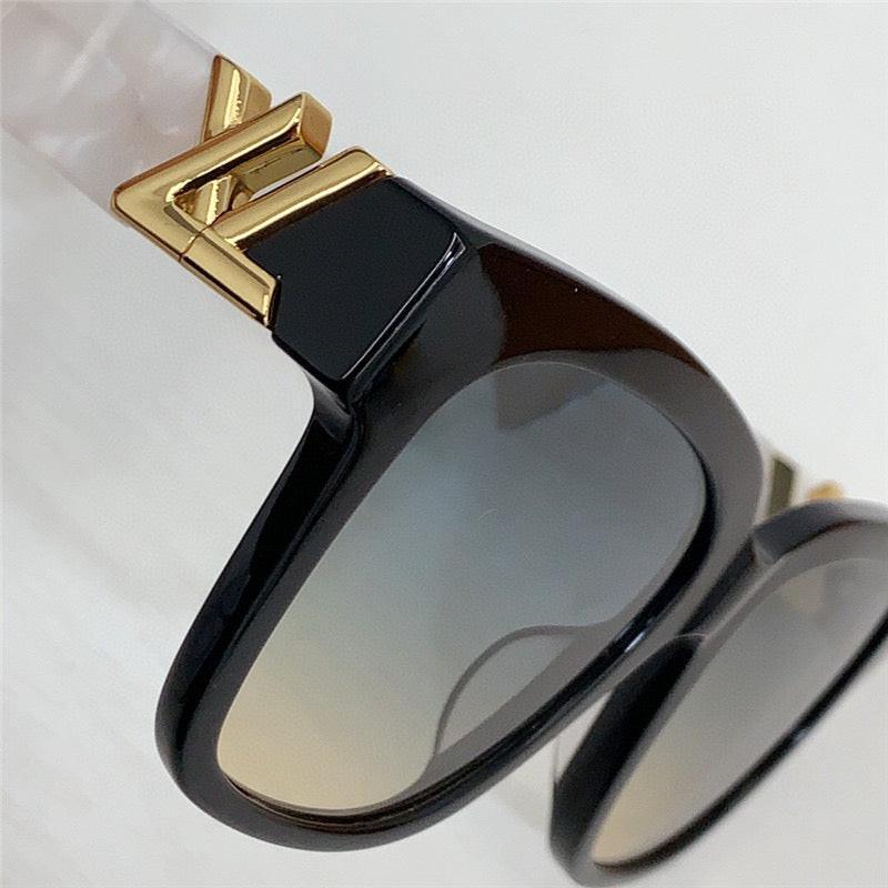 Louis Vuitton Z2120E LV-GO14 Square Sunglasses ✨