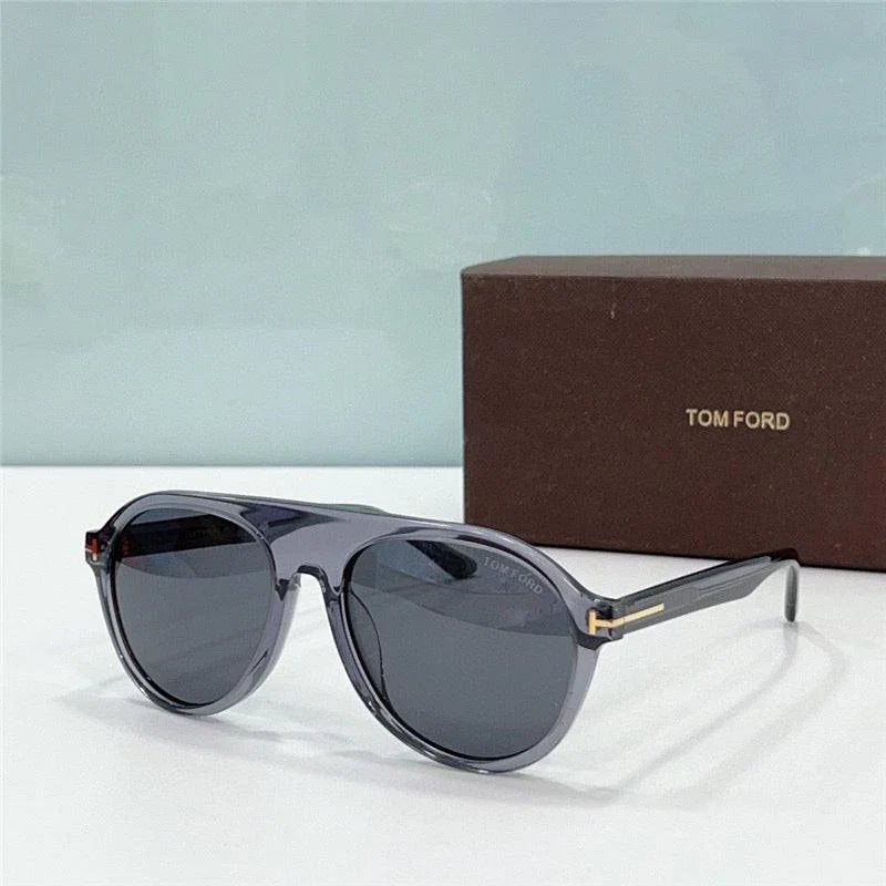 TOM FORD Pilot Horn TF1047 Private Collection Sunglasses $1100 ✨