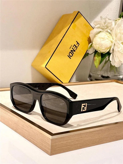 Fendi FE40117 Sunglasses Women&