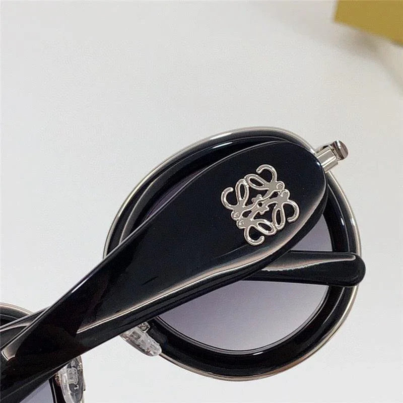 New Season LOEWE Loewe Metal Daisy LW 40130U ✨