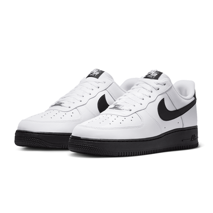 AIR FORCE 1 &