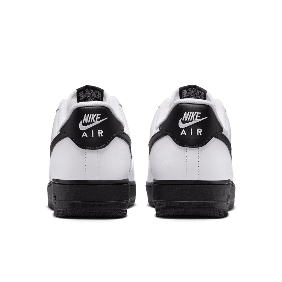 AIR FORCE 1 &