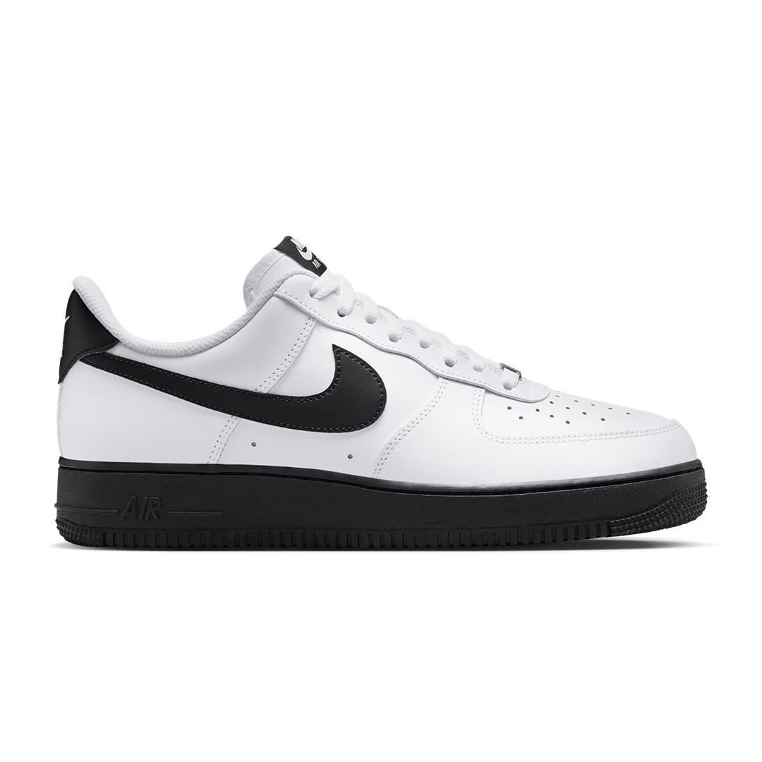 AIR FORCE 1 &