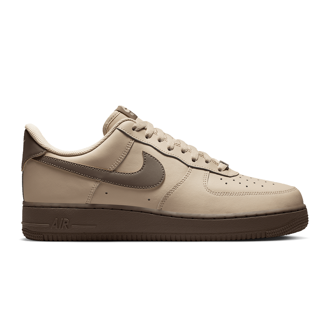 AIR FORCE 1 &