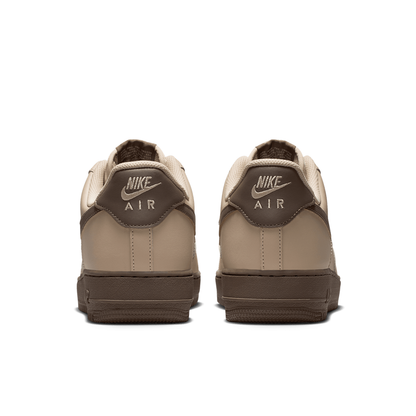AIR FORCE 1 &