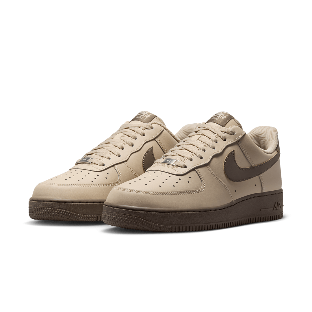 AIR FORCE 1 &