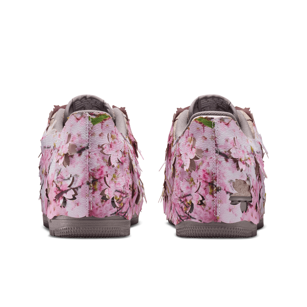 AIR FORCE 1 &