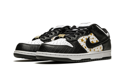 SB Dunk Low "Supreme - Stars - Black" DH3228 102