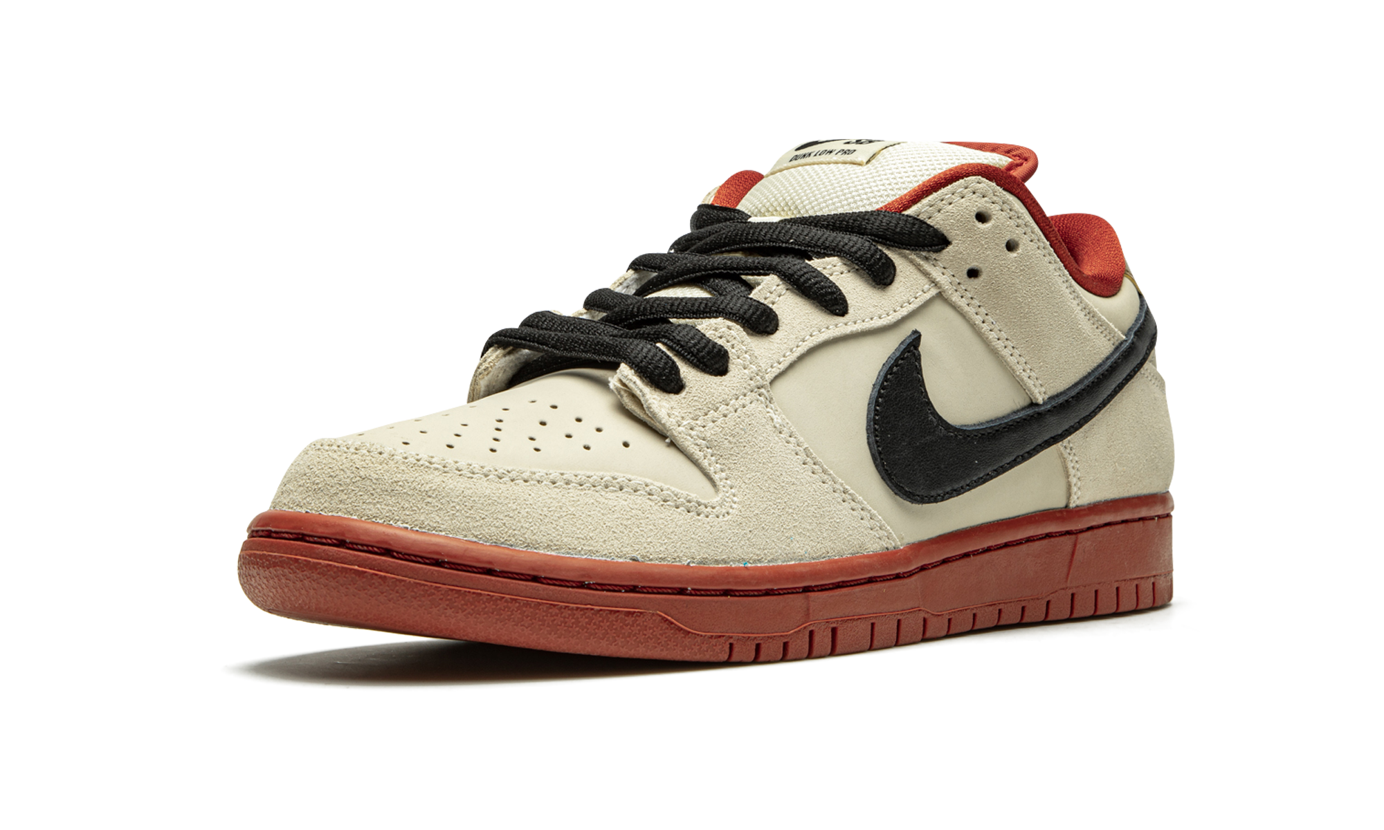 SB Dunk Low Pro "Hennessy" BQ6817 100