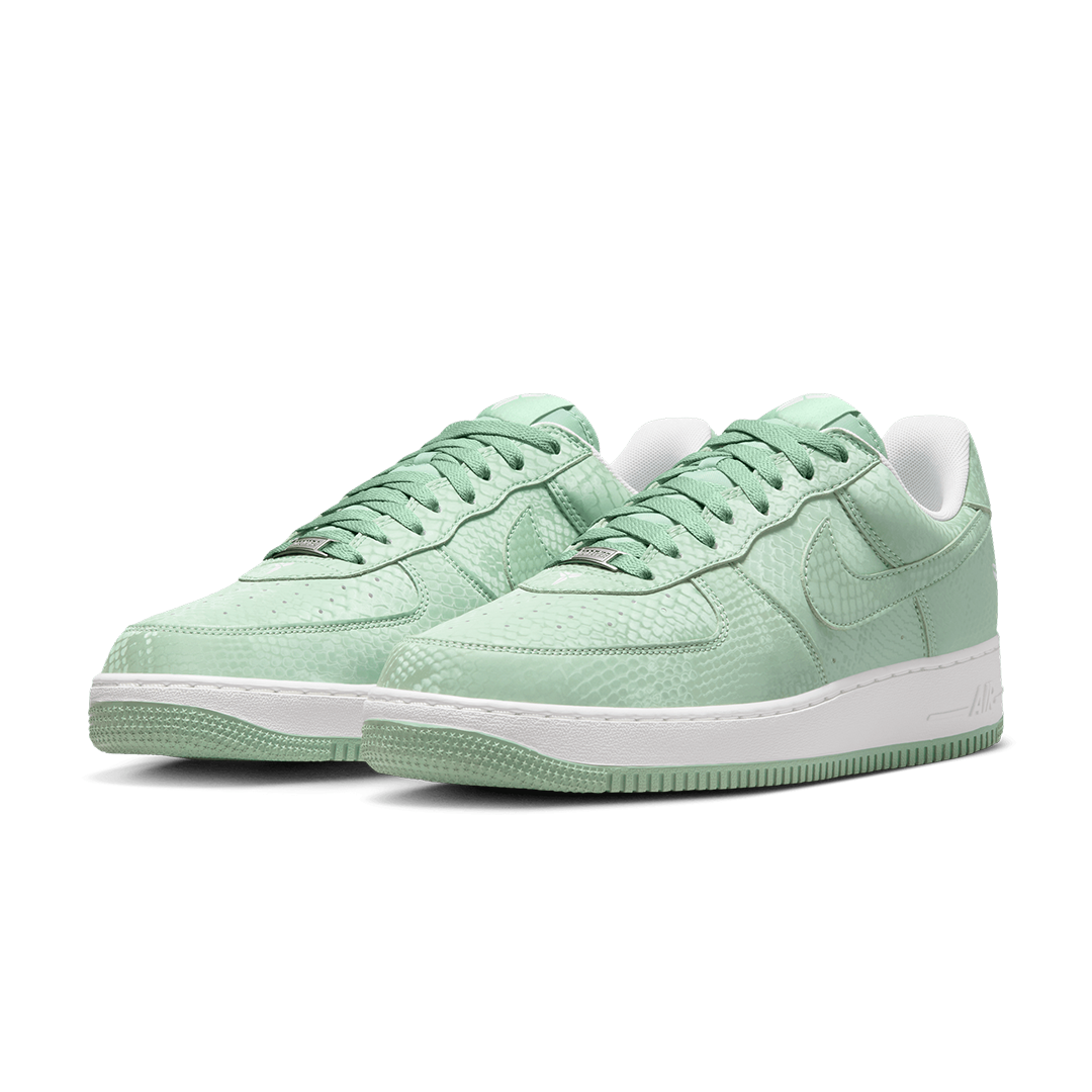 KOBE AIR FORCE 1 LOW STEAM&