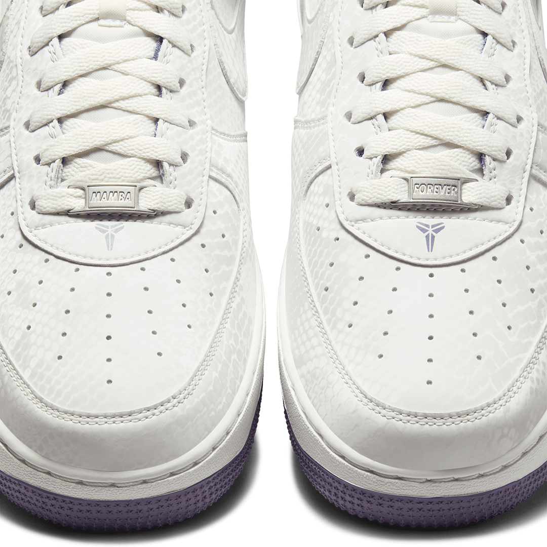KOBE AIR FORCE 1 LOW SUMMIT WHITE/ DAYBREAK