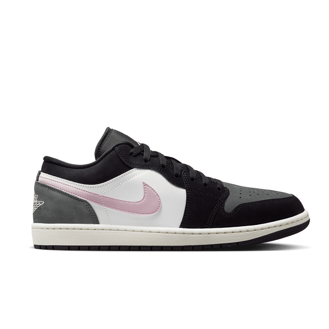 AIR JORDAN 1 LOW SE BLACK / ICED CARMINE