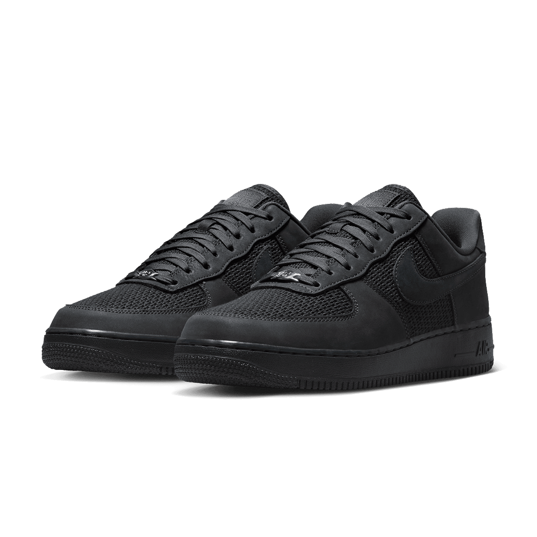 AIR FORCE 1 &