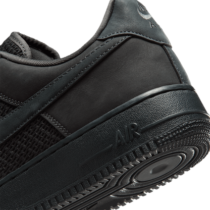 AIR FORCE 1 &