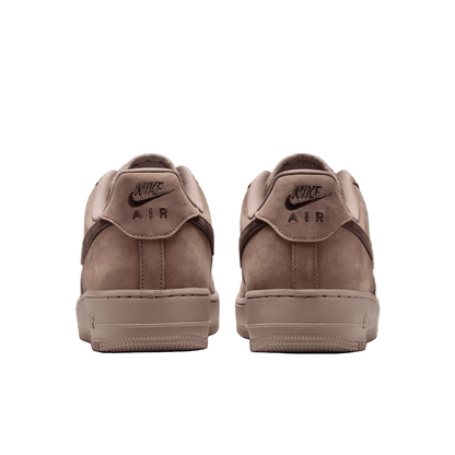 AIR FORCE 1 &