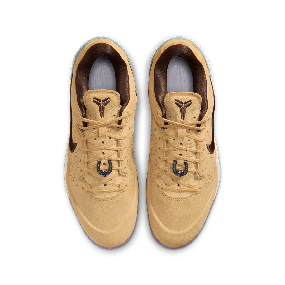 KOBE VIII PROTRO &