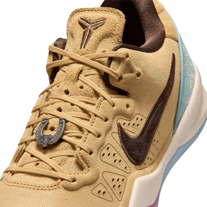KOBE VIII PROTRO &