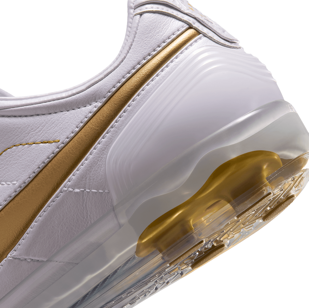CRYOSHOT TIEMPO LEGEND R10 OG WHITE