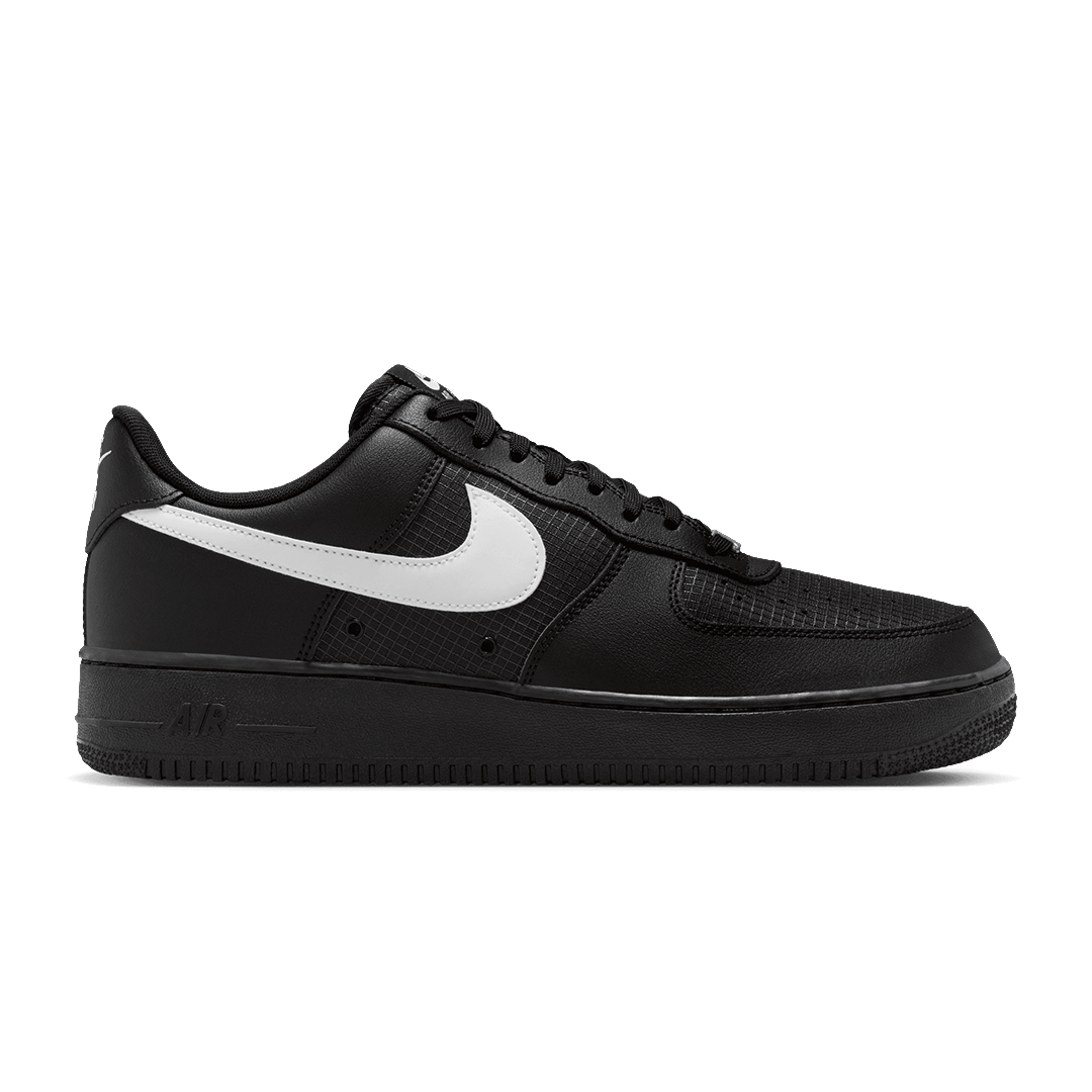 AIR FORCE 1 &