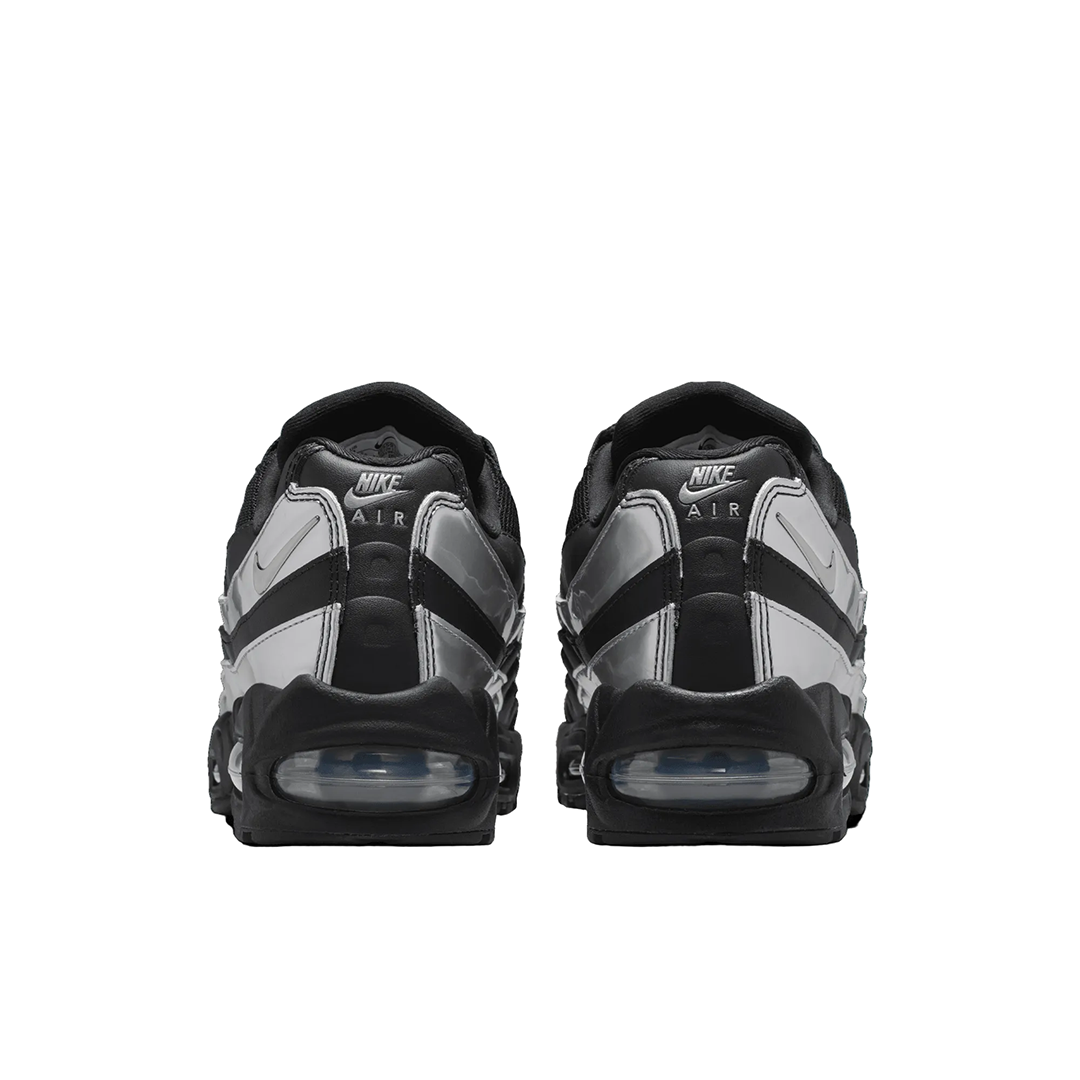 WOMEN&