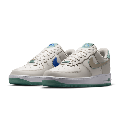 AIR FORCE 1 &