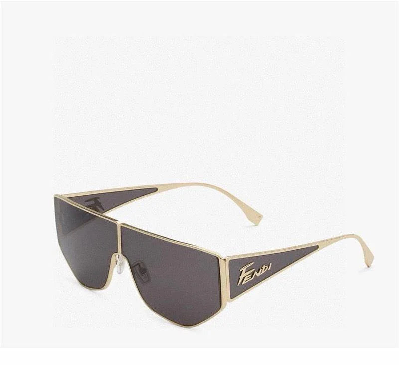 FENDI FE40051U 32A Disco Shield Sunglasses✨