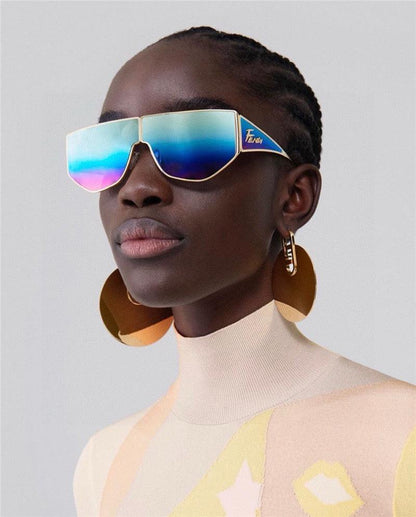 FENDI FE40051U 32A Disco Shield Sunglasses✨