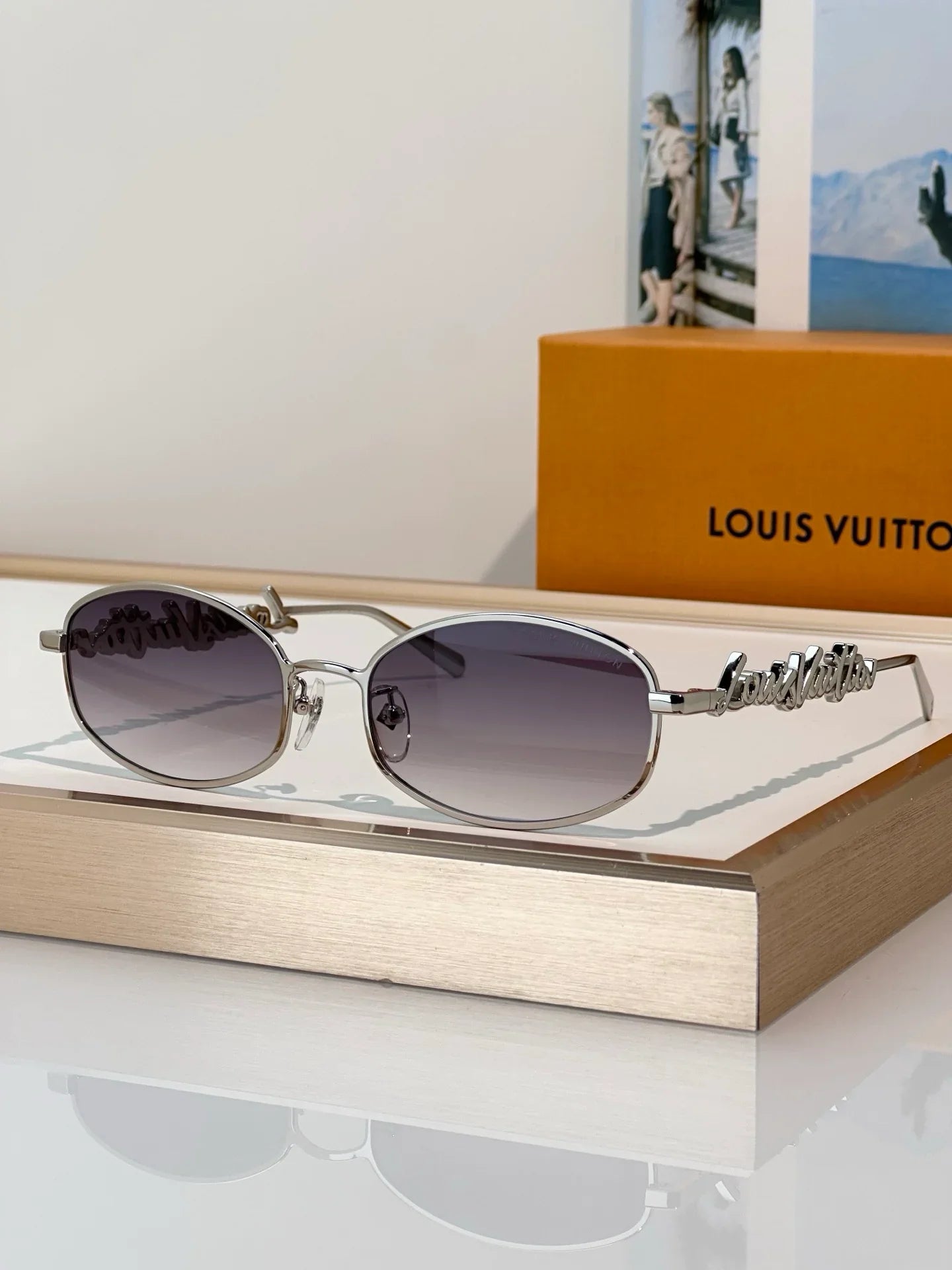 Louis Vuitton Z3171U LV Script Metal Round Sunglasses ✨