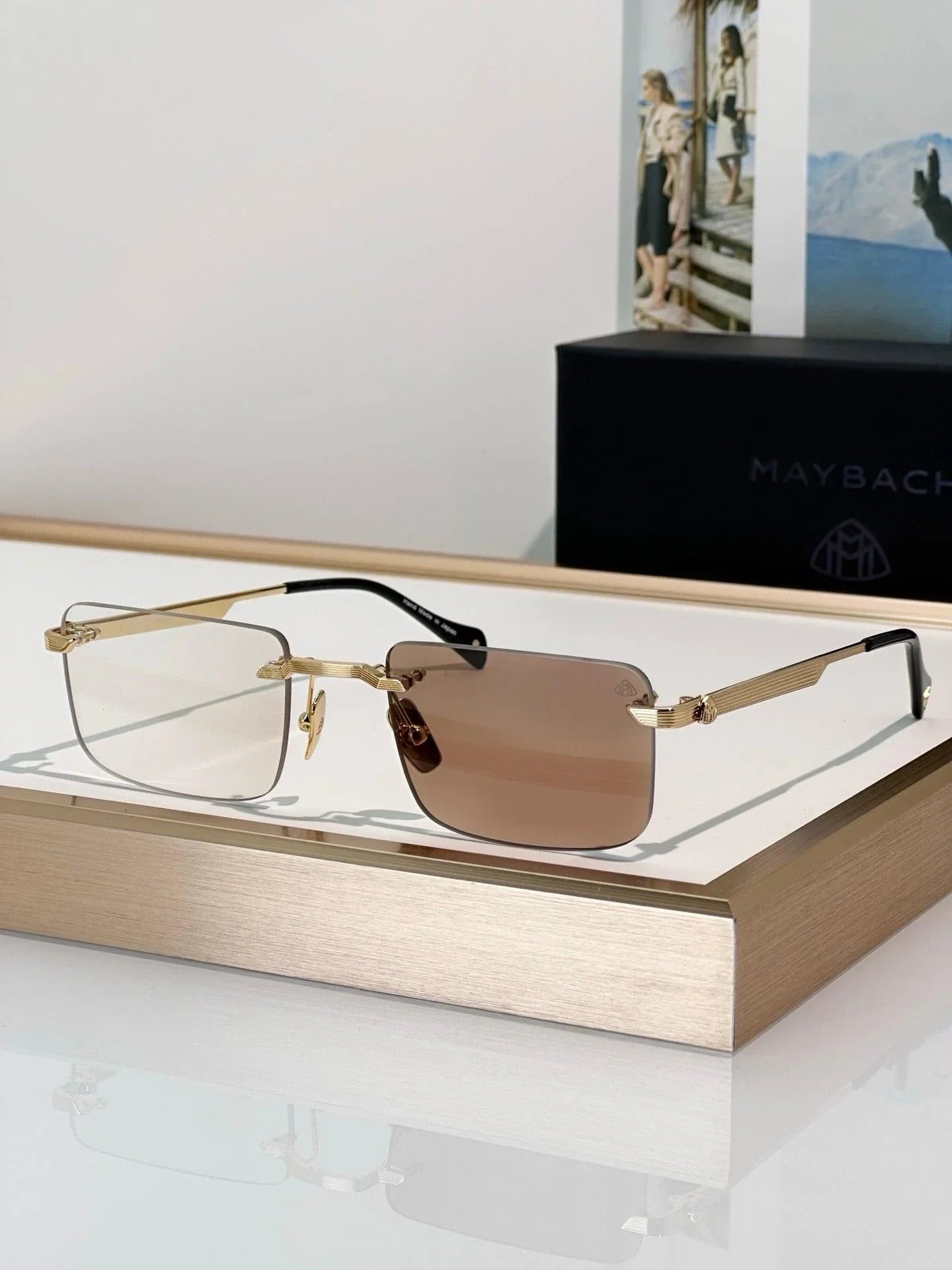 MAYBACH THE WOLF I Zeiss Lenses Photochromic Sunglasses 👑